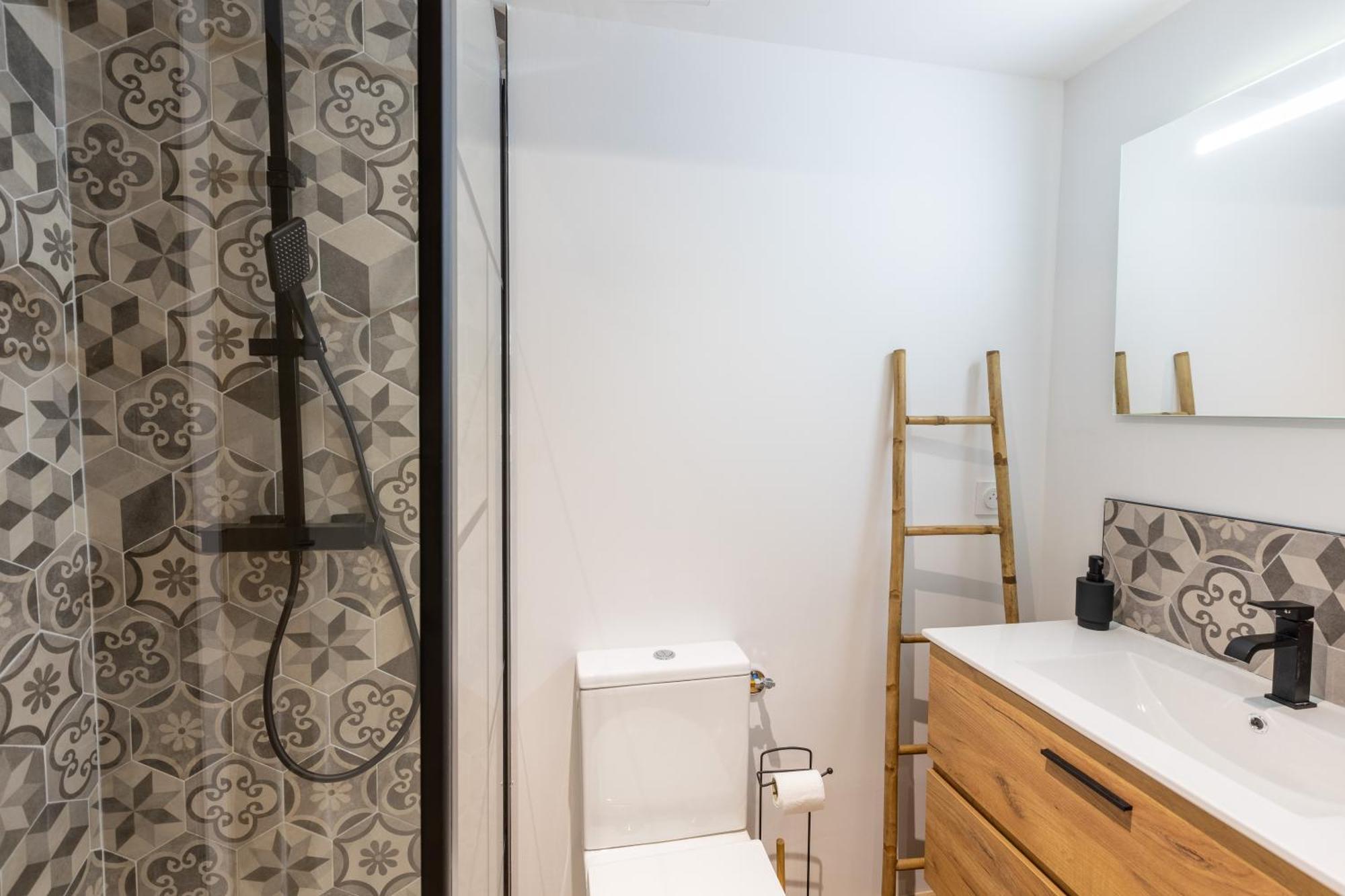 Le Repaire Des Ecureuils - Appt Avec Terrasse Apartment Formigueres Luaran gambar